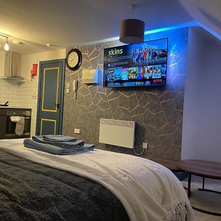 Lovely Studio Apartment Located In Μπέρμιγχαμ Εξωτερικό φωτογραφία